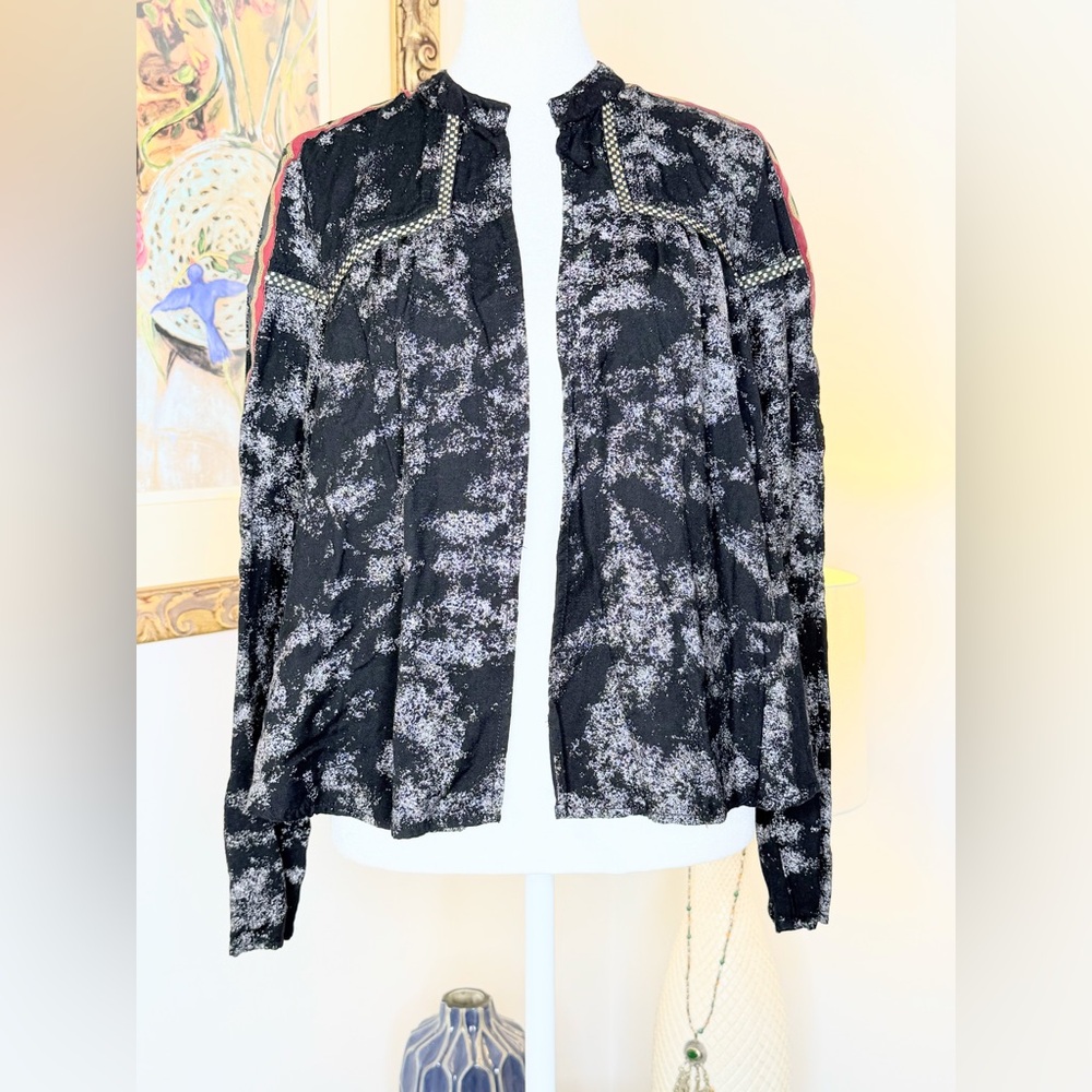 Ecote Black Silver Metallic Boho Blouse M Red Chevron Trim Western Chic Top